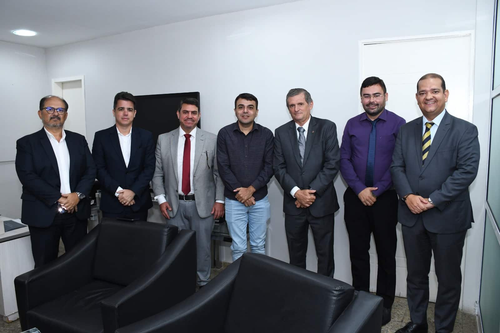 Presidente da Câmara de Cuité visita Câmara de João Pessoa